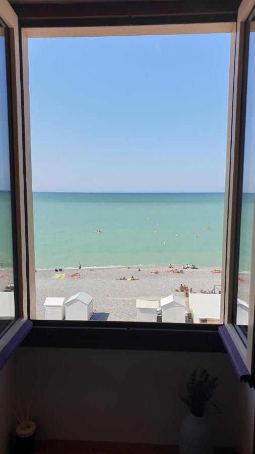 Villa Mignon Grand Studio Vue Mer 메르레뱅 외부 사진